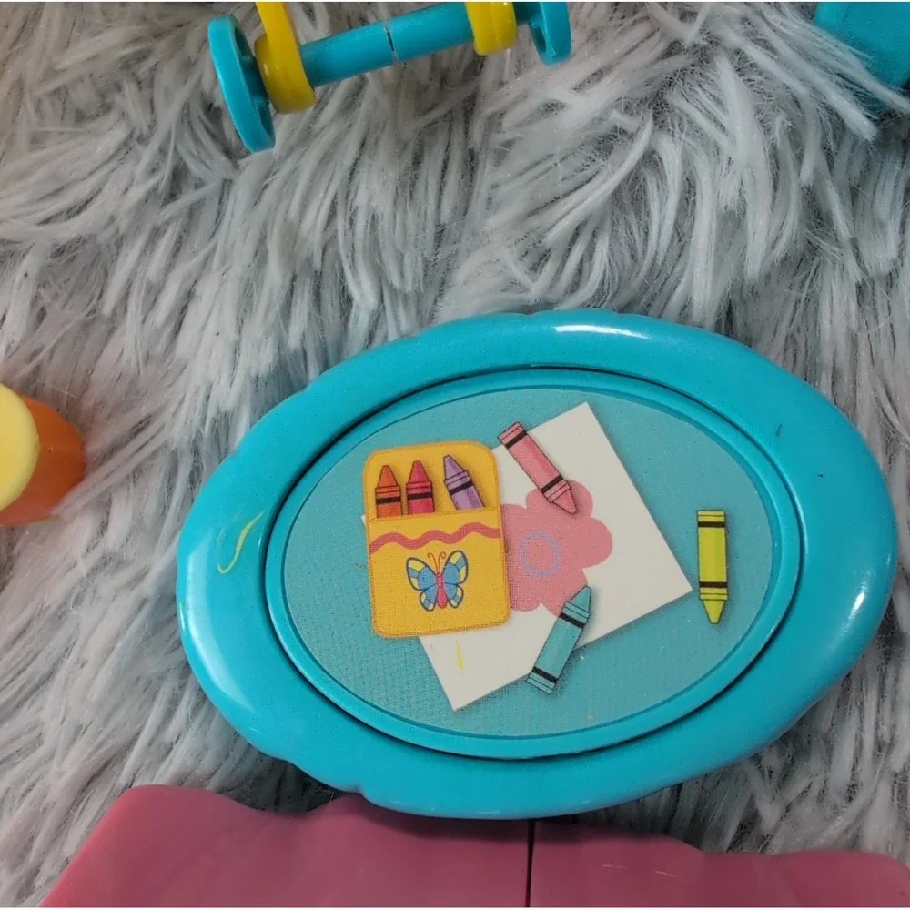 Vintage Mattel Dora the Explorer Doll House Figures Dollhouse Furniture Lot Of 7